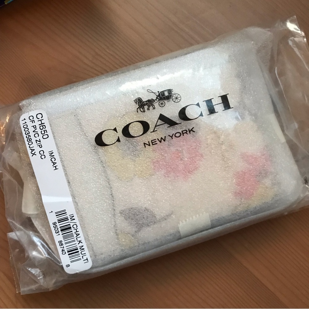 🌸 Coach Coach Zip Card Case With Floral Cluster Print - Picture 2 of 14